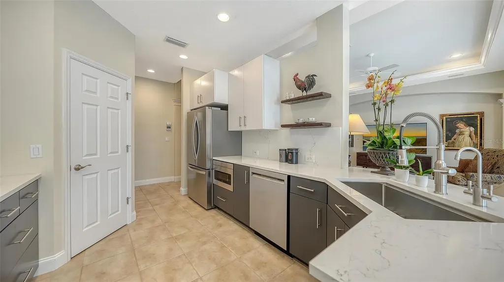 4855 Carrington Circle Sarasota FL 34243