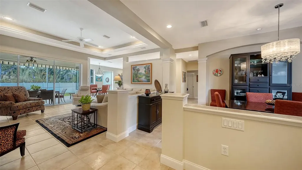 4855 Carrington Circle Sarasota FL 34243
