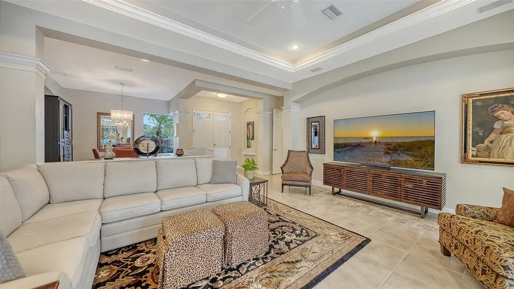 4855 Carrington Circle Sarasota FL 34243