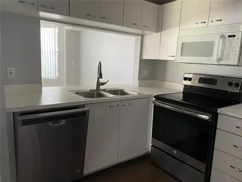 62 Emerald Bay Drive Oldsmar FL 34677