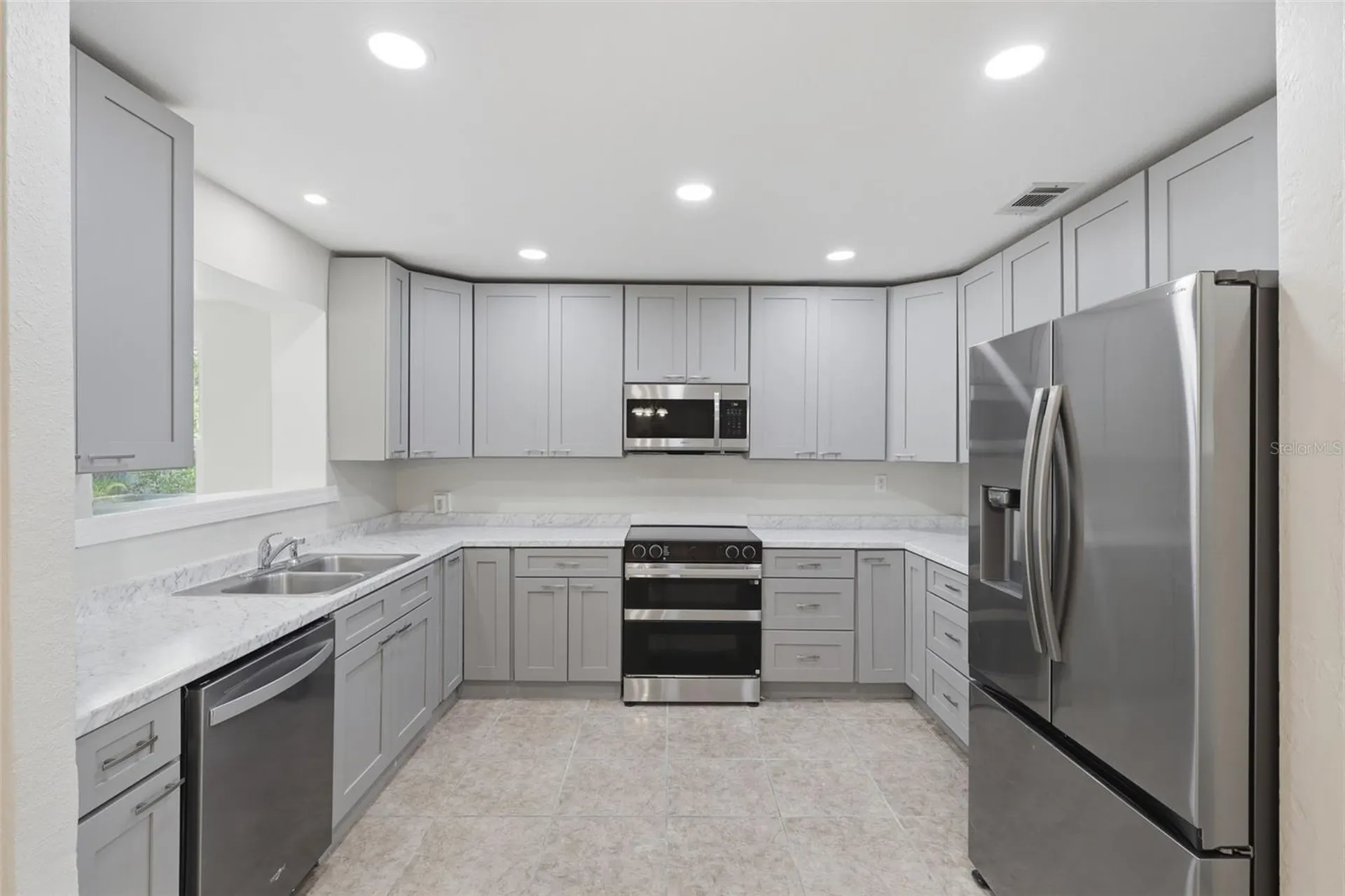 748 Colfax Drive Daytona Beach FL 32114