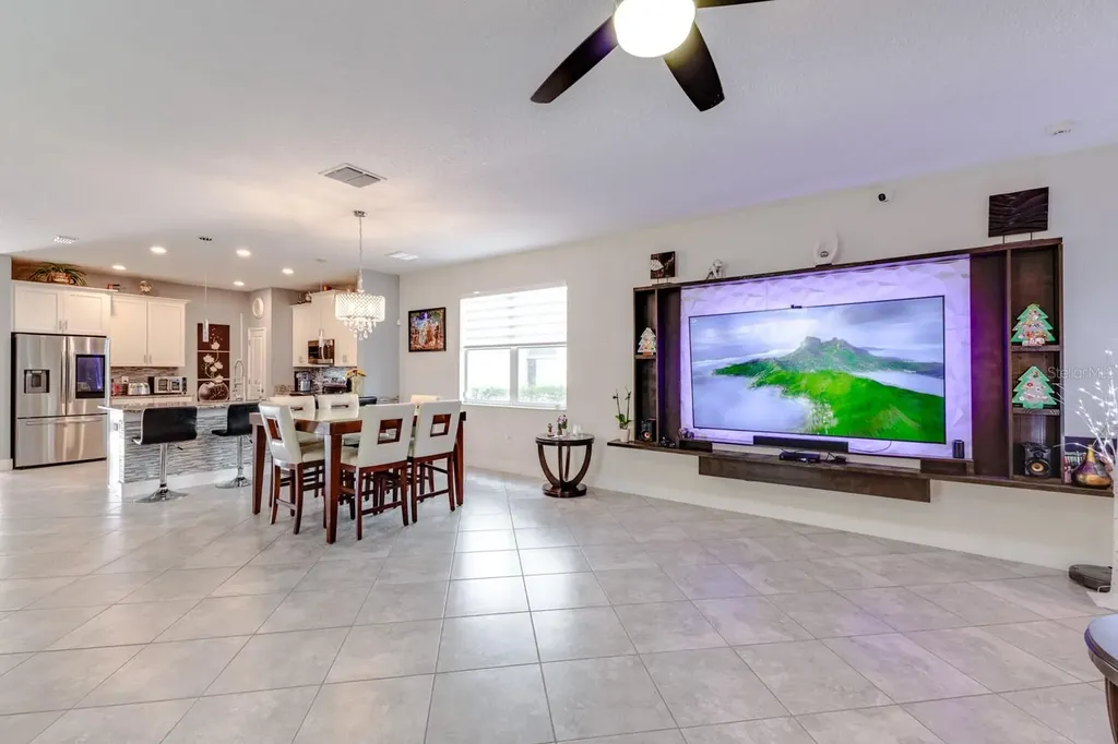 11813 Ginsberg Place Orlando FL 32832