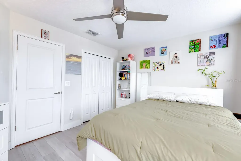 11813 Ginsberg Place Orlando FL 32832