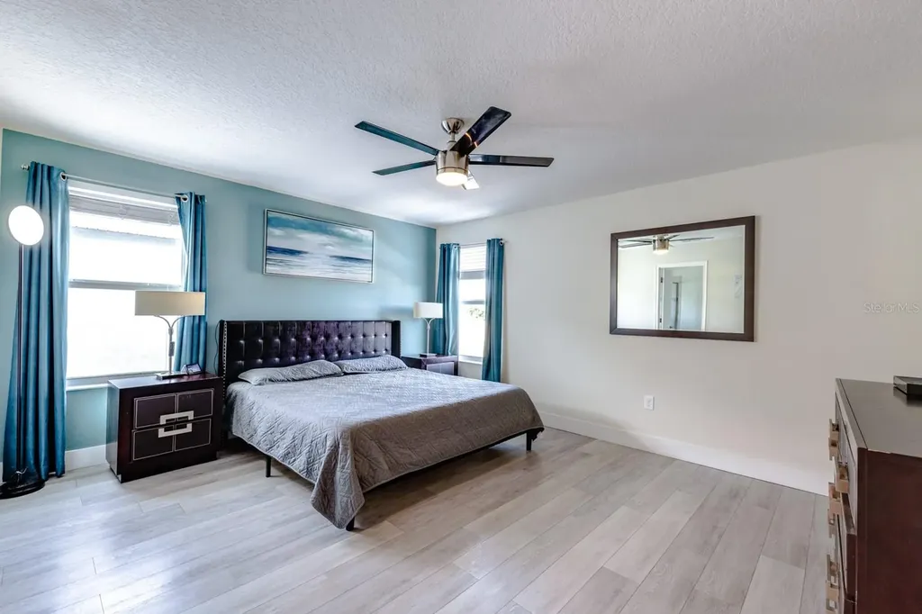 11813 Ginsberg Place Orlando FL 32832