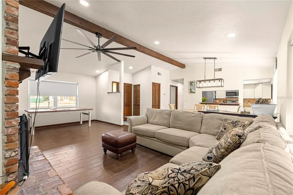 5070 NE 4th Street Ocala FL 34470