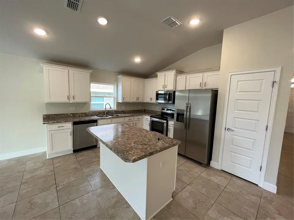 136 Krenson Bay Loop Winter Haven FL 33881