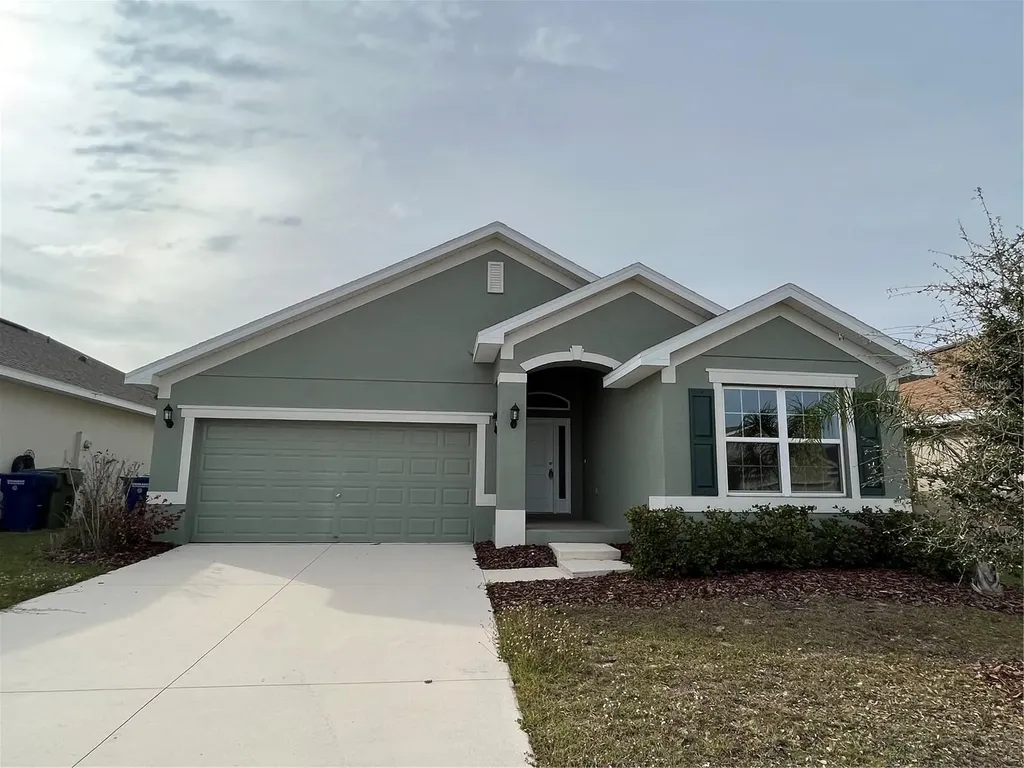 136 Krenson Bay Loop Winter Haven FL 33881