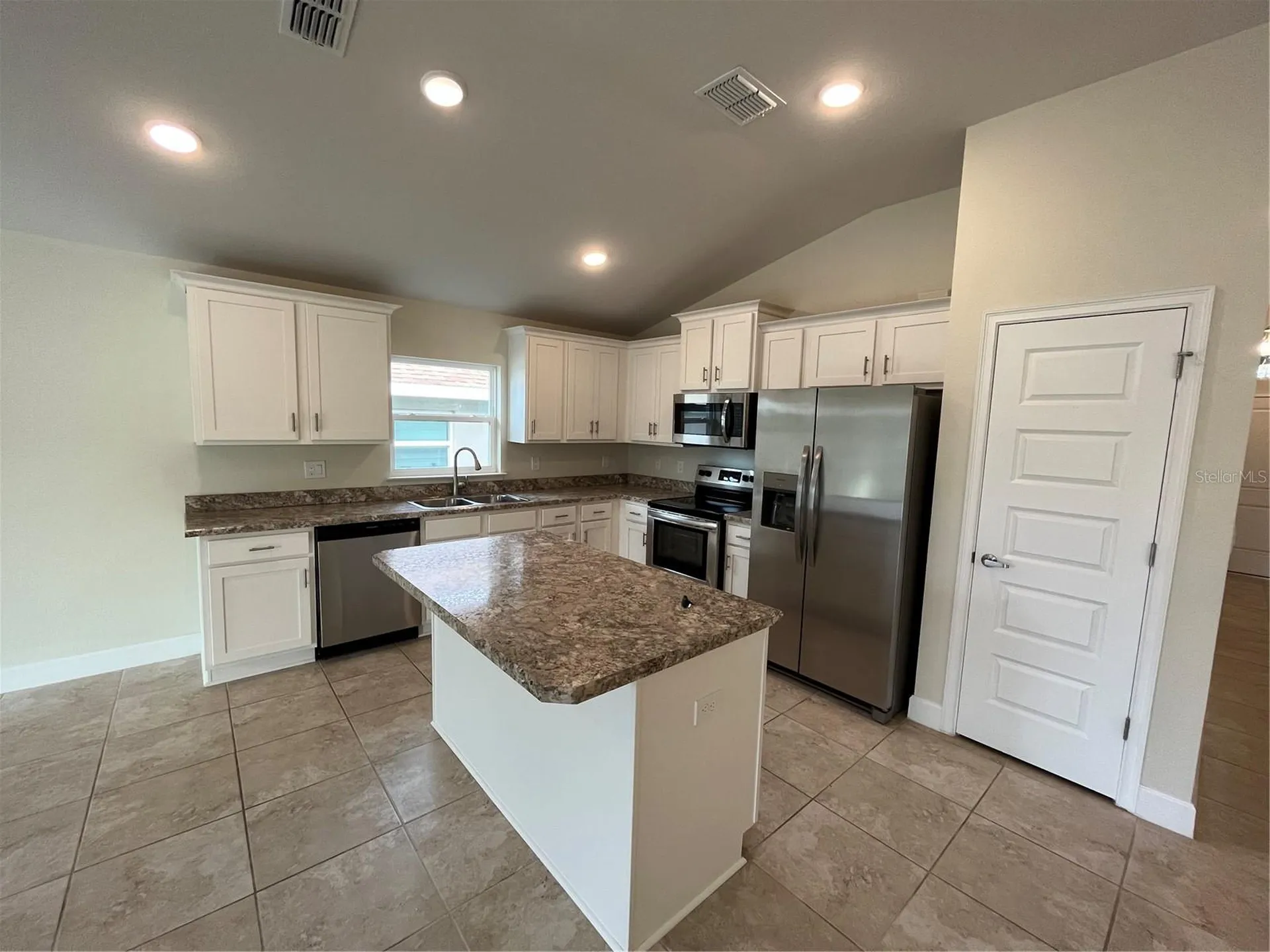 136 Krenson Bay Loop Winter Haven FL 33881