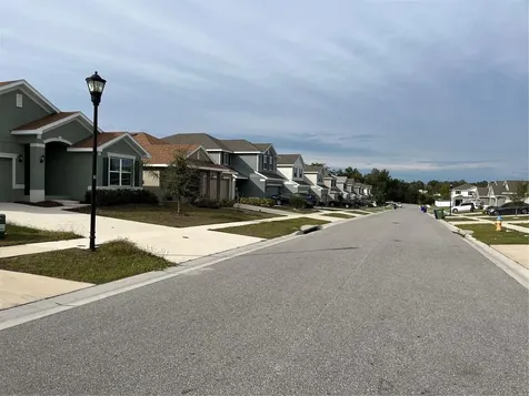 136 Krenson Bay Loop Winter Haven FL 33881