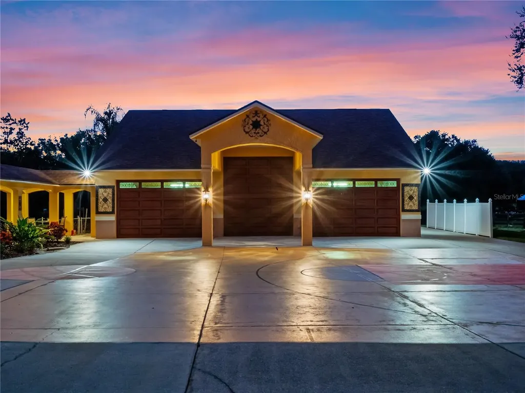 32133 Wolf Branch Lane Sorrento FL 32776
