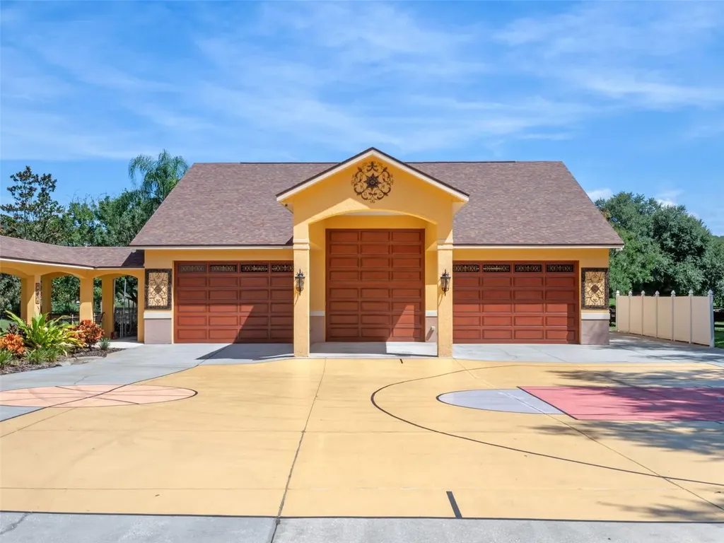 32133 Wolf Branch Lane Sorrento FL 32776