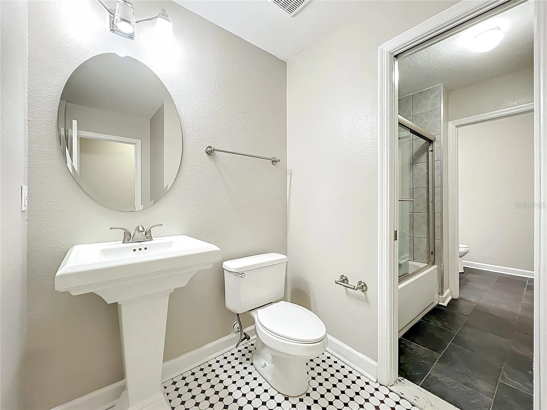 2071 Dixie Belle Drive Orlando FL 32812