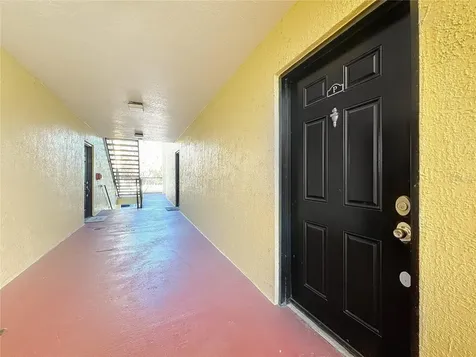 2071 Dixie Belle Drive Orlando FL 32812