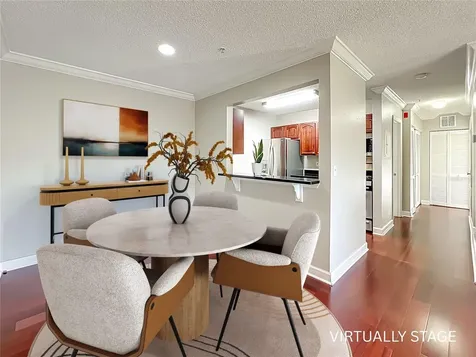 2071 Dixie Belle Drive Orlando FL 32812