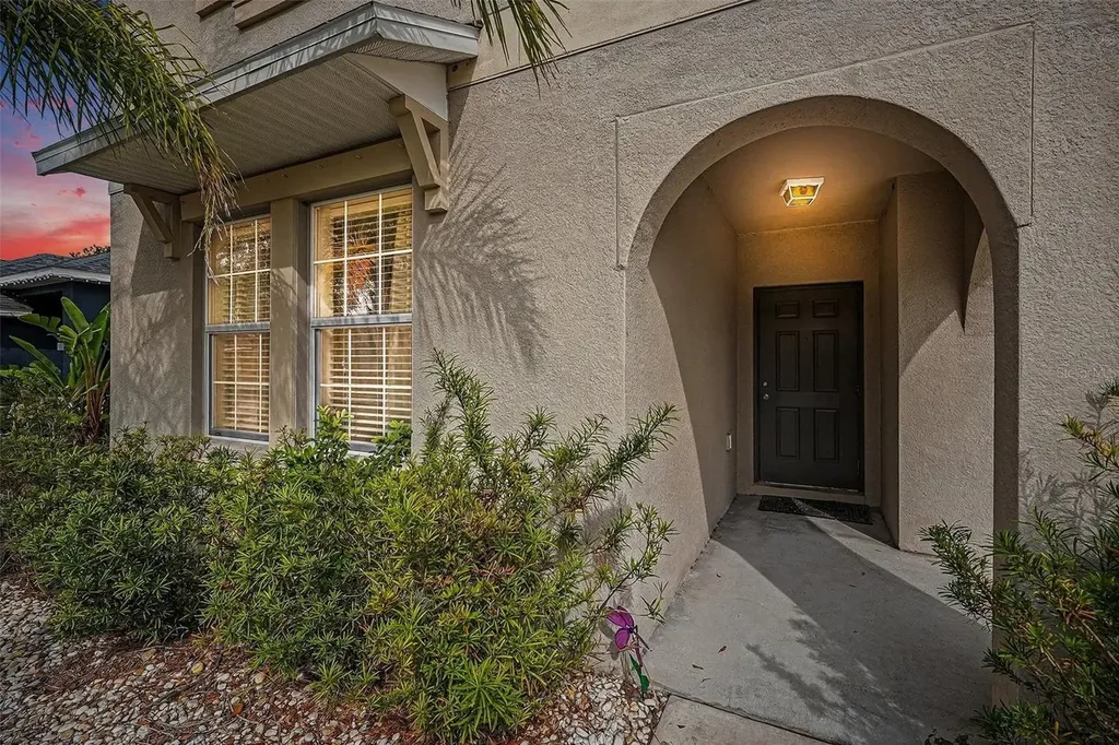 10657 Standing Stone Drive Wimauma FL 33598