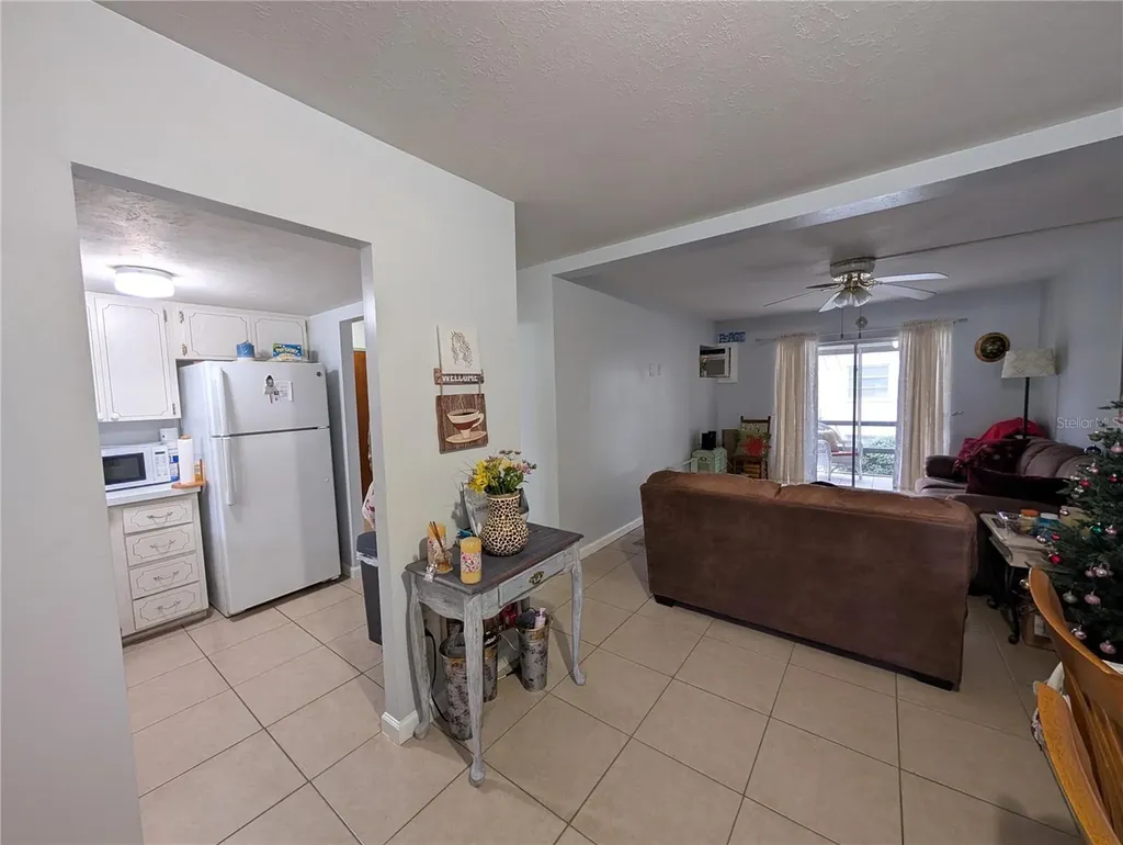 1868 Sunny Drive Bradenton FL 34207