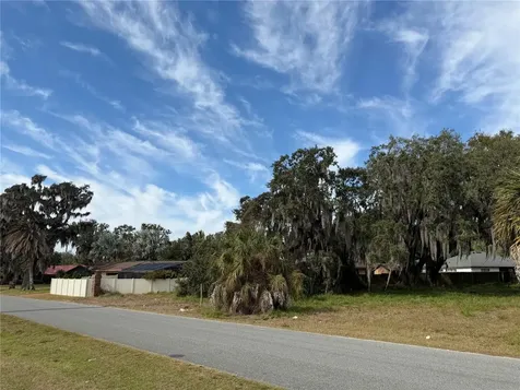 Bentley Road Leesburg FL 34748