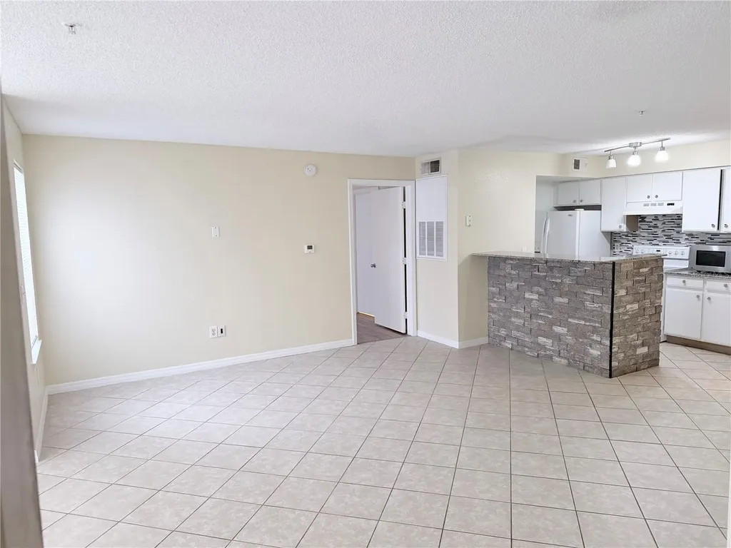 2206 Antigua Place Kissimmee FL 34741
