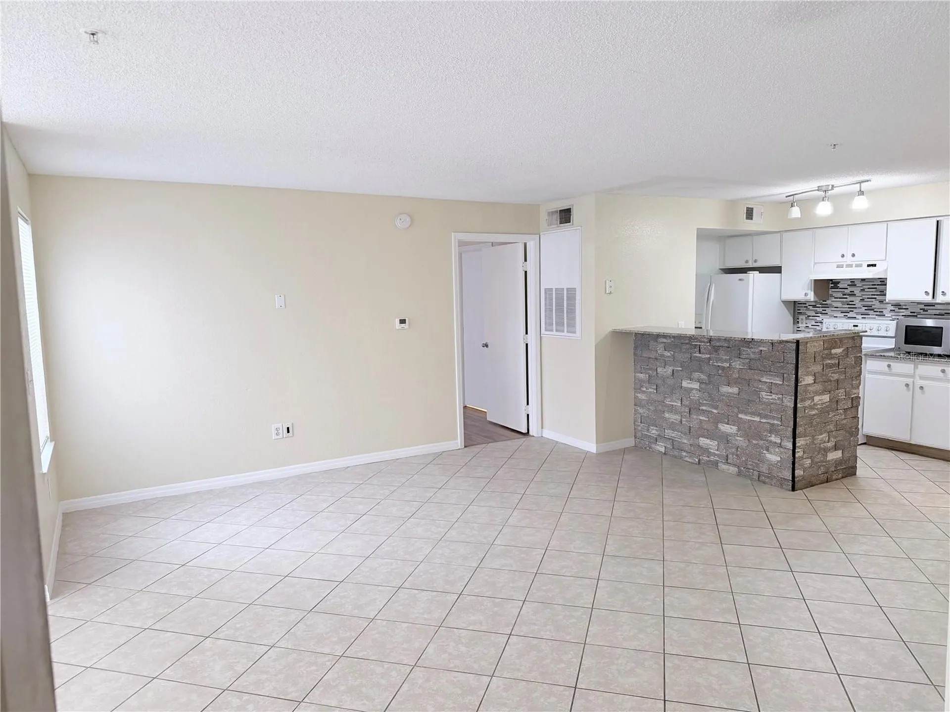 2206 Antigua Place Kissimmee FL 34741