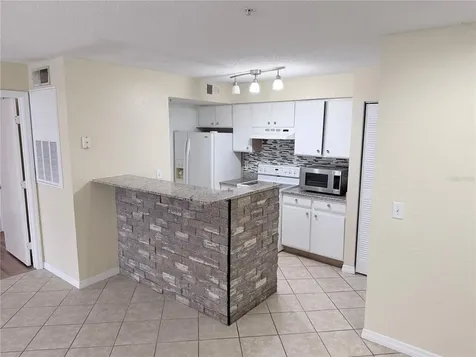 2206 Antigua Place Kissimmee FL 34741