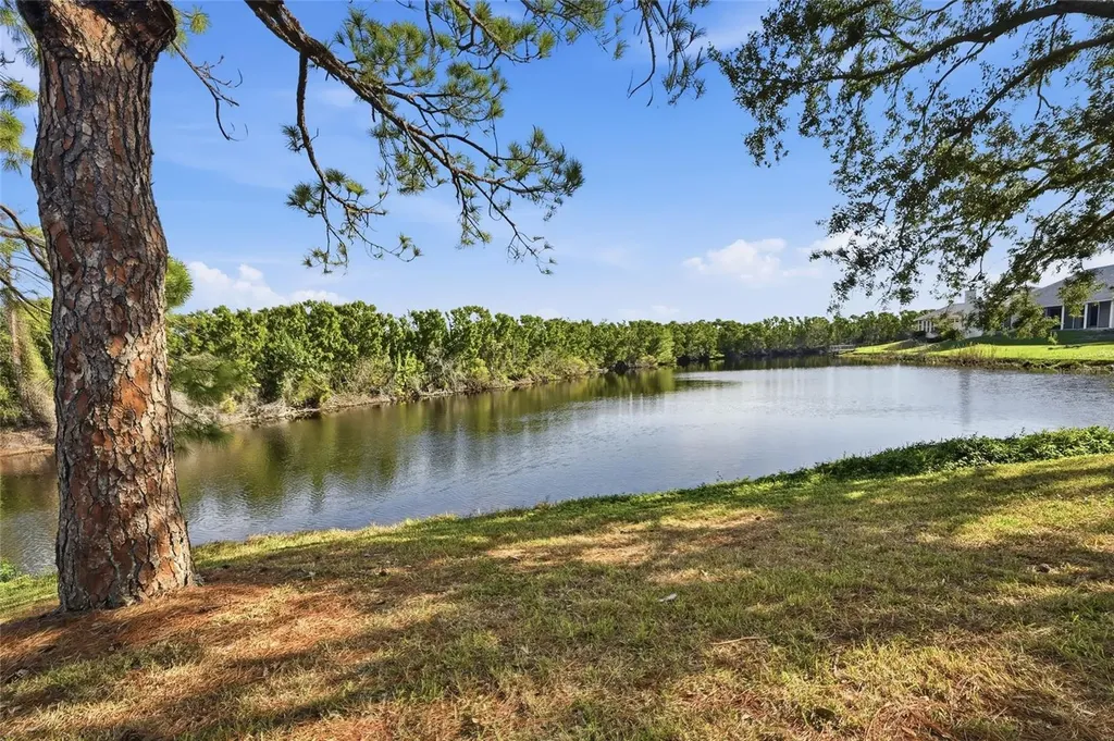 321 108th Street W Bradenton FL 34209