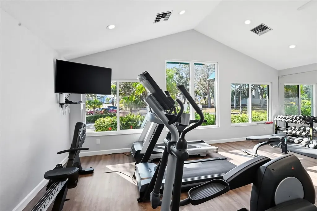 321 108th Street W Bradenton FL 34209
