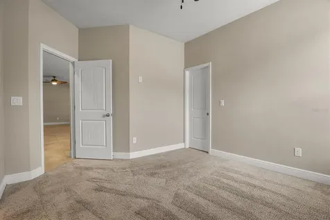 452 Palastro Avenue Auburndale FL 33823