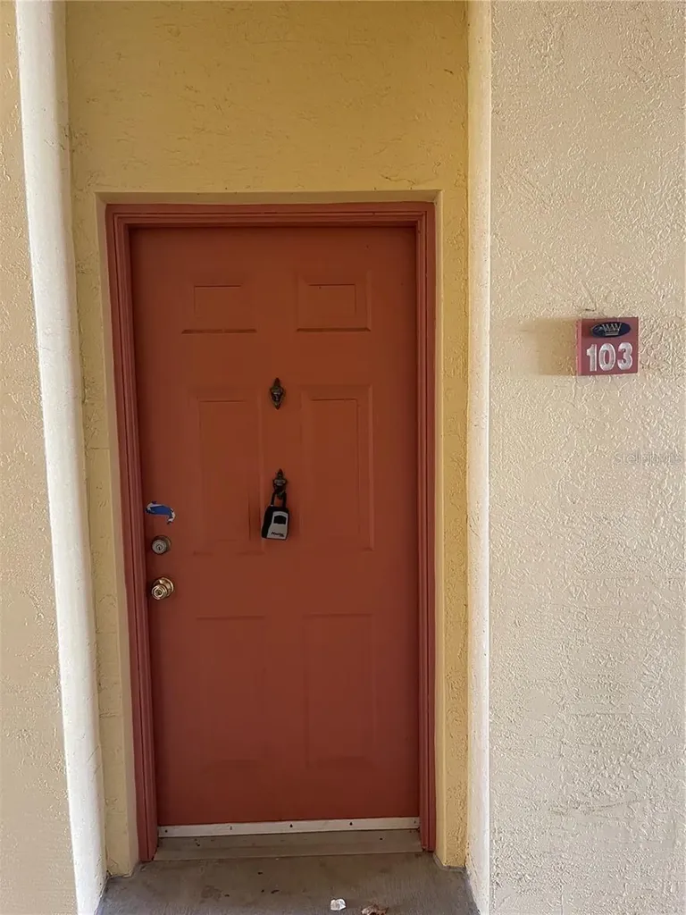 10861 Windsor Walk Drive Orlando FL 32837