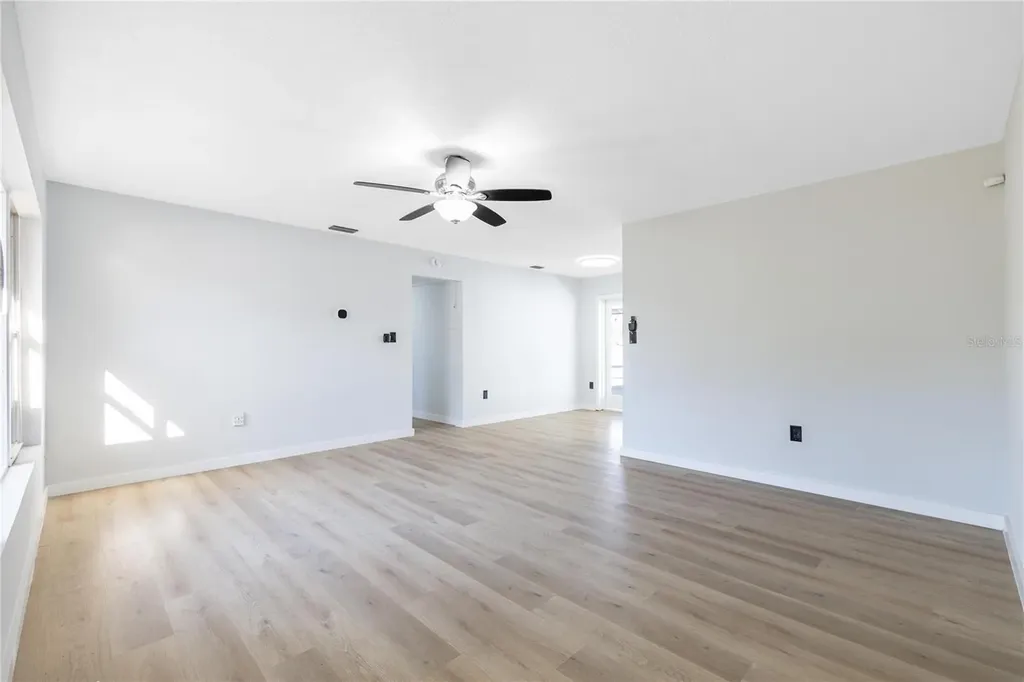 1401 Moselle Avenue Orlando FL 32807