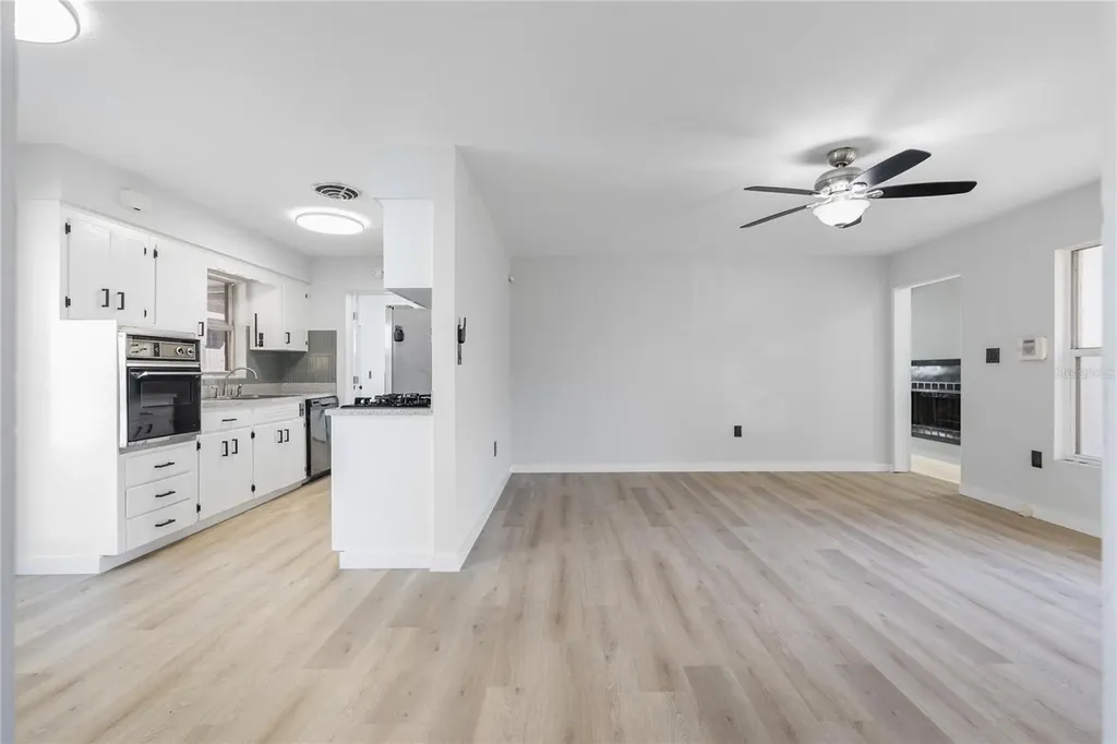 1401 Moselle Avenue Orlando FL 32807