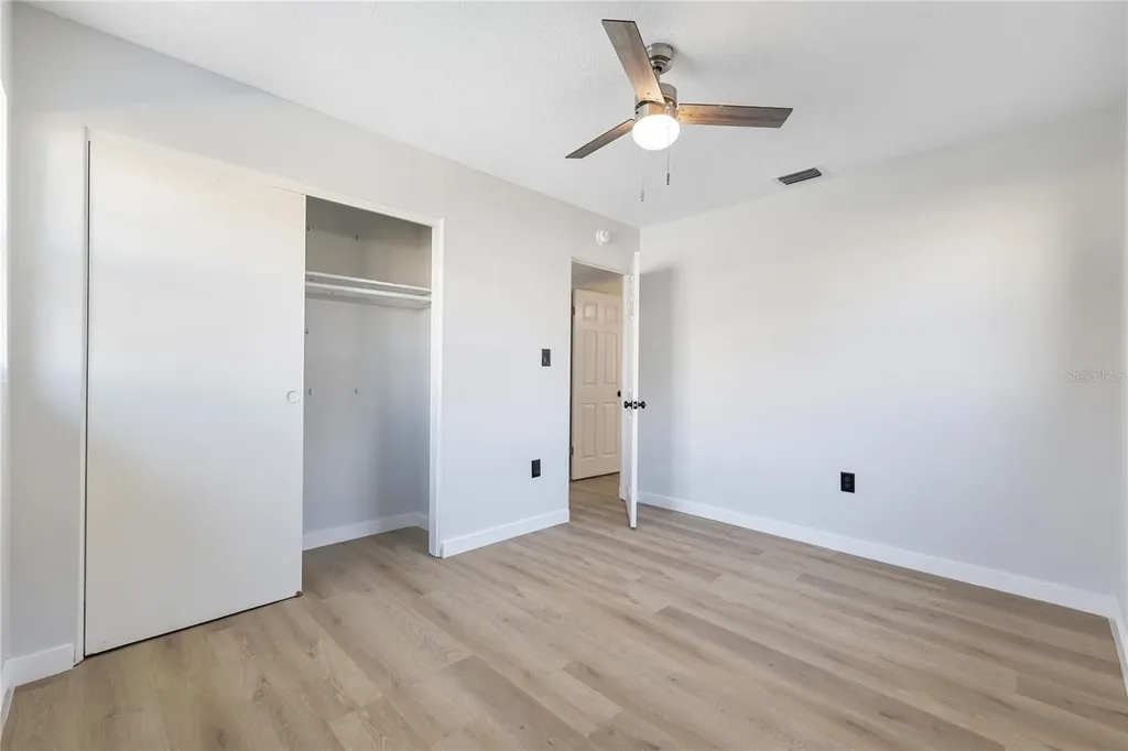 1401 Moselle Avenue Orlando FL 32807