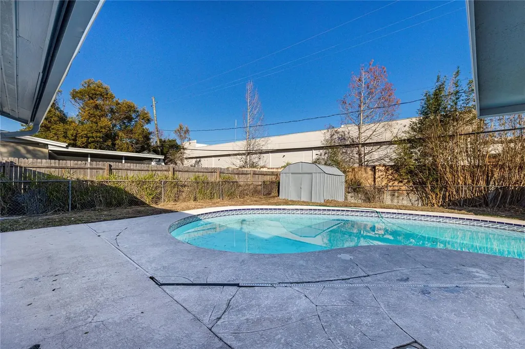 1401 Moselle Avenue Orlando FL 32807