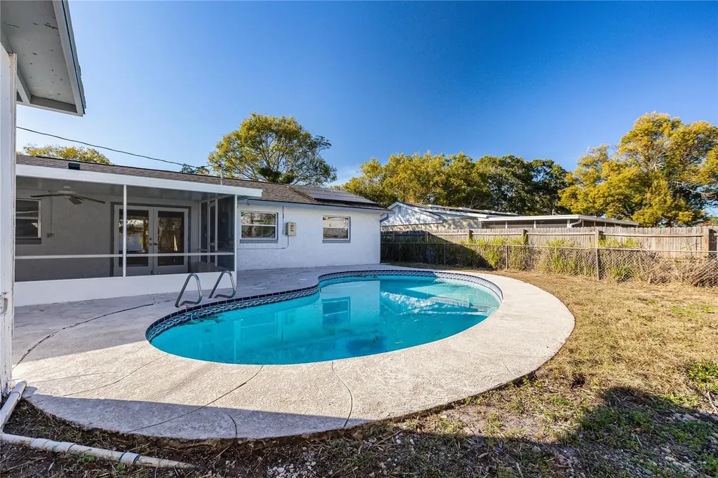 1401 Moselle Avenue Orlando FL 32807