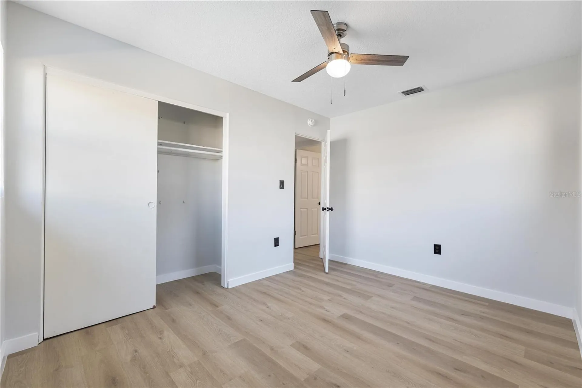 1401 Moselle Avenue Orlando FL 32807