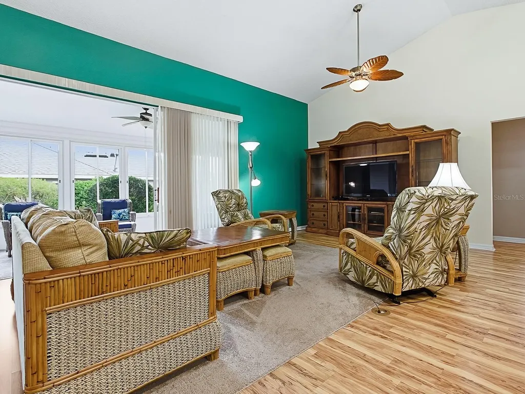 5588 Gulf Stream Street Tavares FL 32778