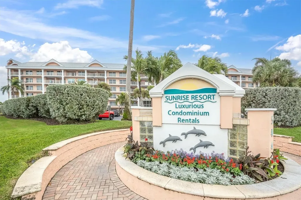 5445 Gulf Boulevard St Pete Beach FL 33706