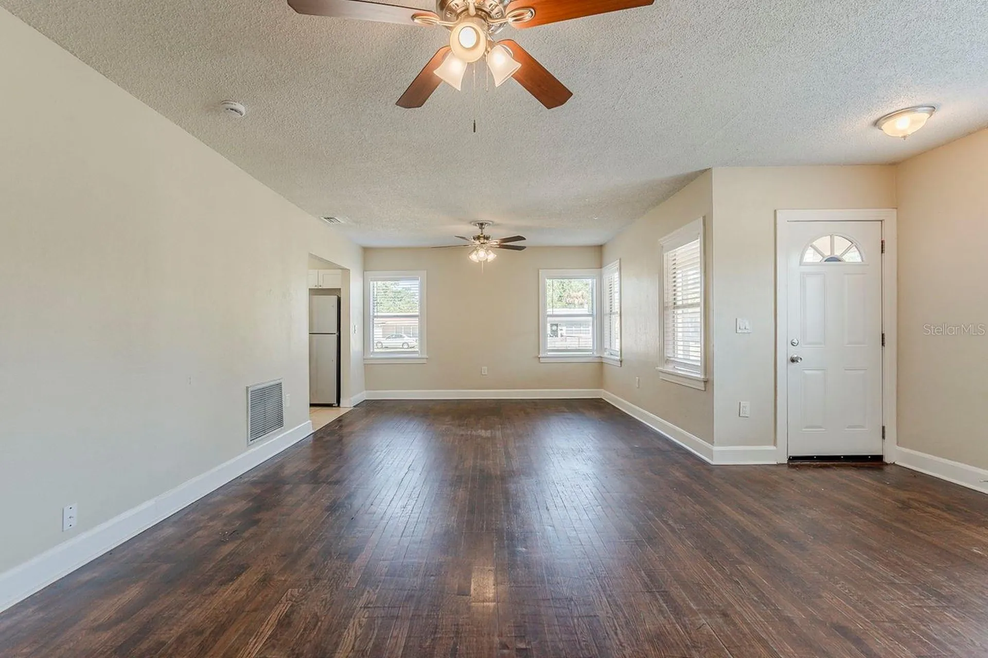 1524 13th Avenue S St Petersburg FL 33705
