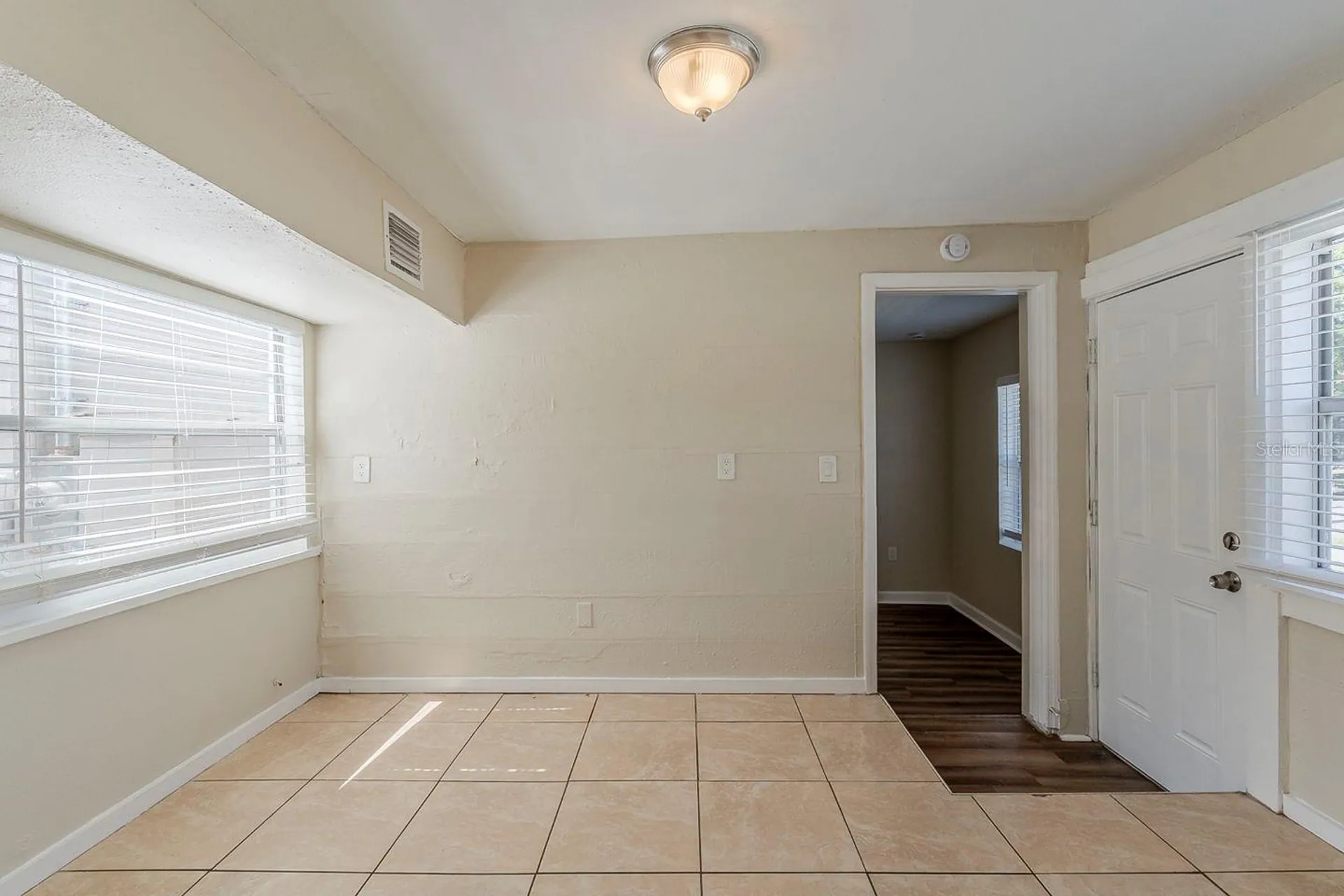 1524 13th Avenue S St Petersburg FL 33705