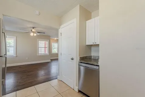 1524 13th Avenue S St Petersburg FL 33705