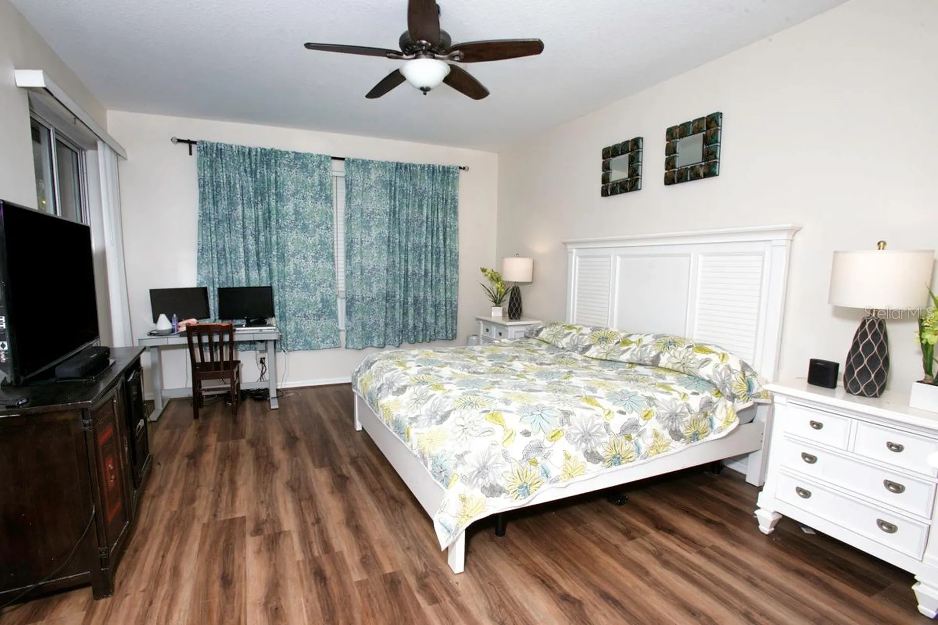 208 36th Street NE Bradenton FL 34208