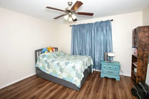 208 36th Street NE Bradenton FL 34208