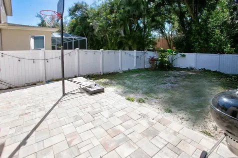 208 36th Street NE Bradenton FL 34208
