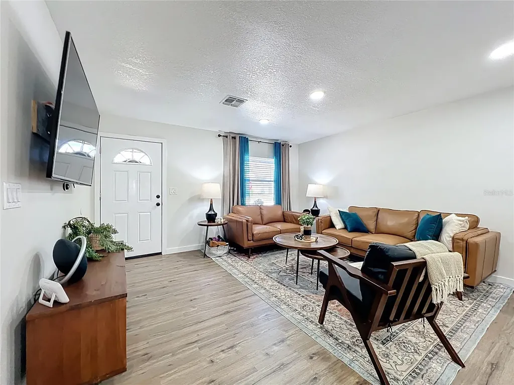 1199 Jackson Street Oviedo FL 32765