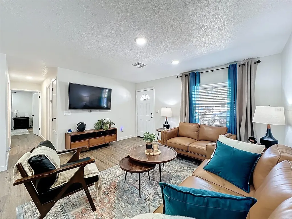1199 Jackson Street Oviedo FL 32765