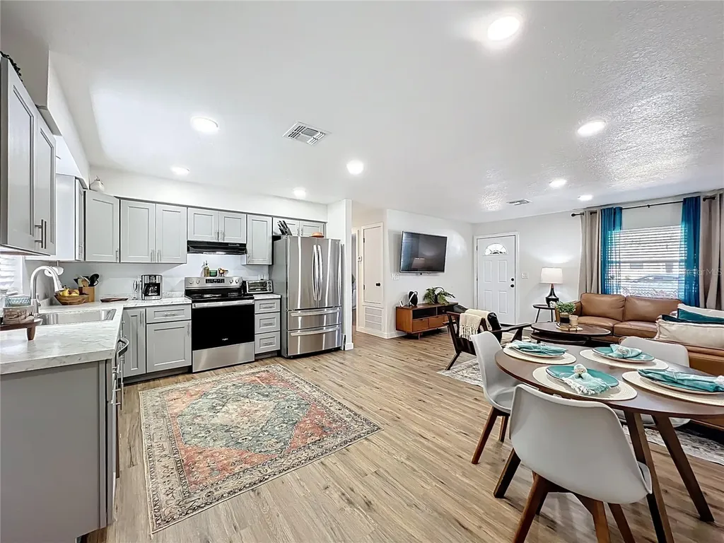 1199 Jackson Street Oviedo FL 32765