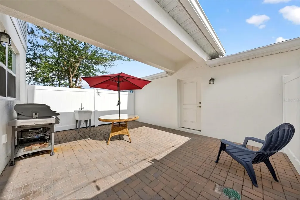 2100 Gopher Tortoise Terrace Oakland FL 34787