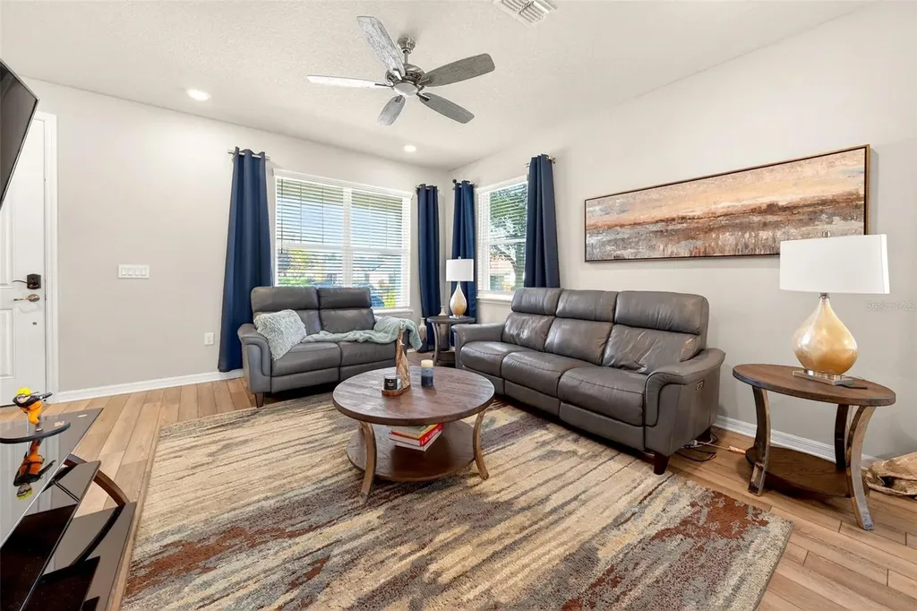 2100 Gopher Tortoise Terrace Oakland FL 34787
