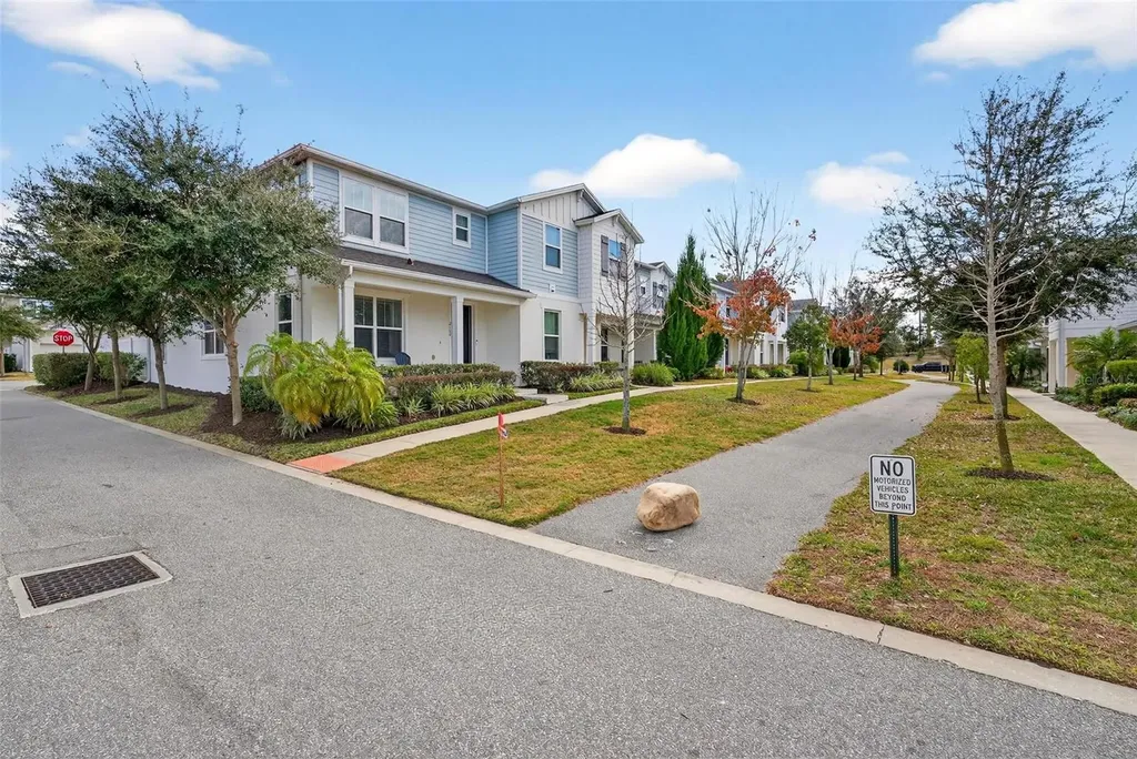 2100 Gopher Tortoise Terrace Oakland FL 34787