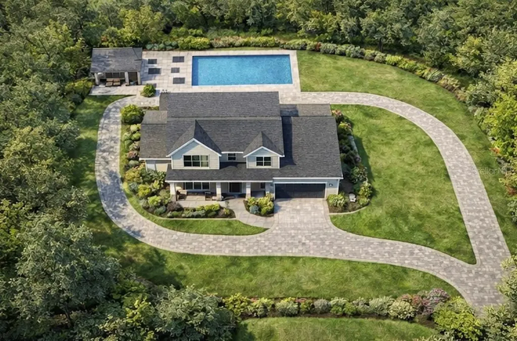Royal Palm Drive S Gulfport FL 33707