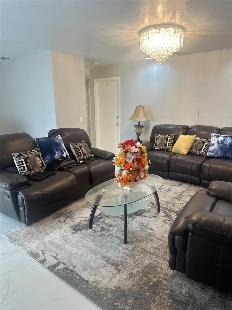 7100 Scruboak Lane Orlando FL 32818